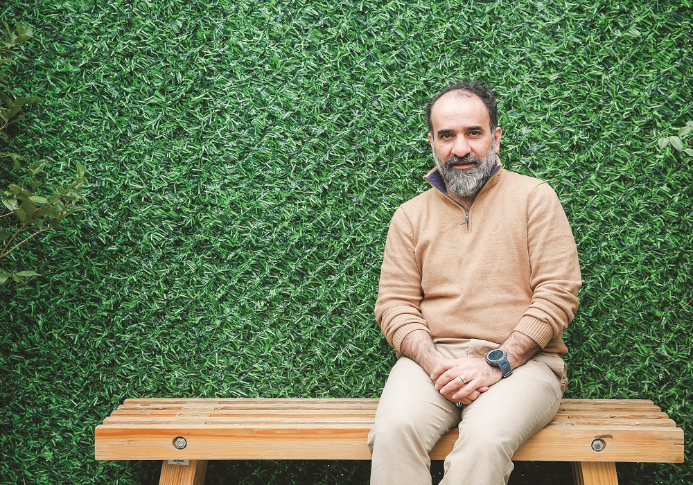 تنهایی در گفت‌وگوی اختصاصی رج‌خبر با رضا امیر خانی